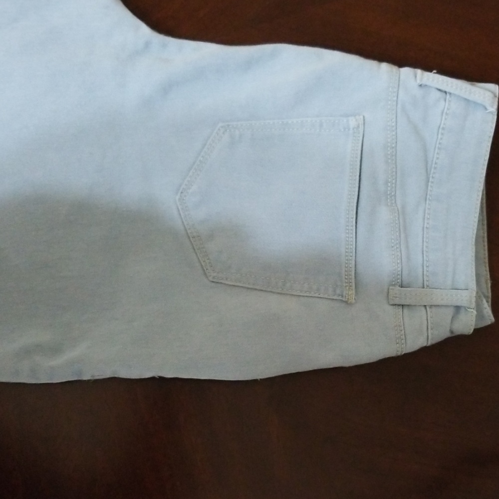 Jeans - Picture 8 of 8